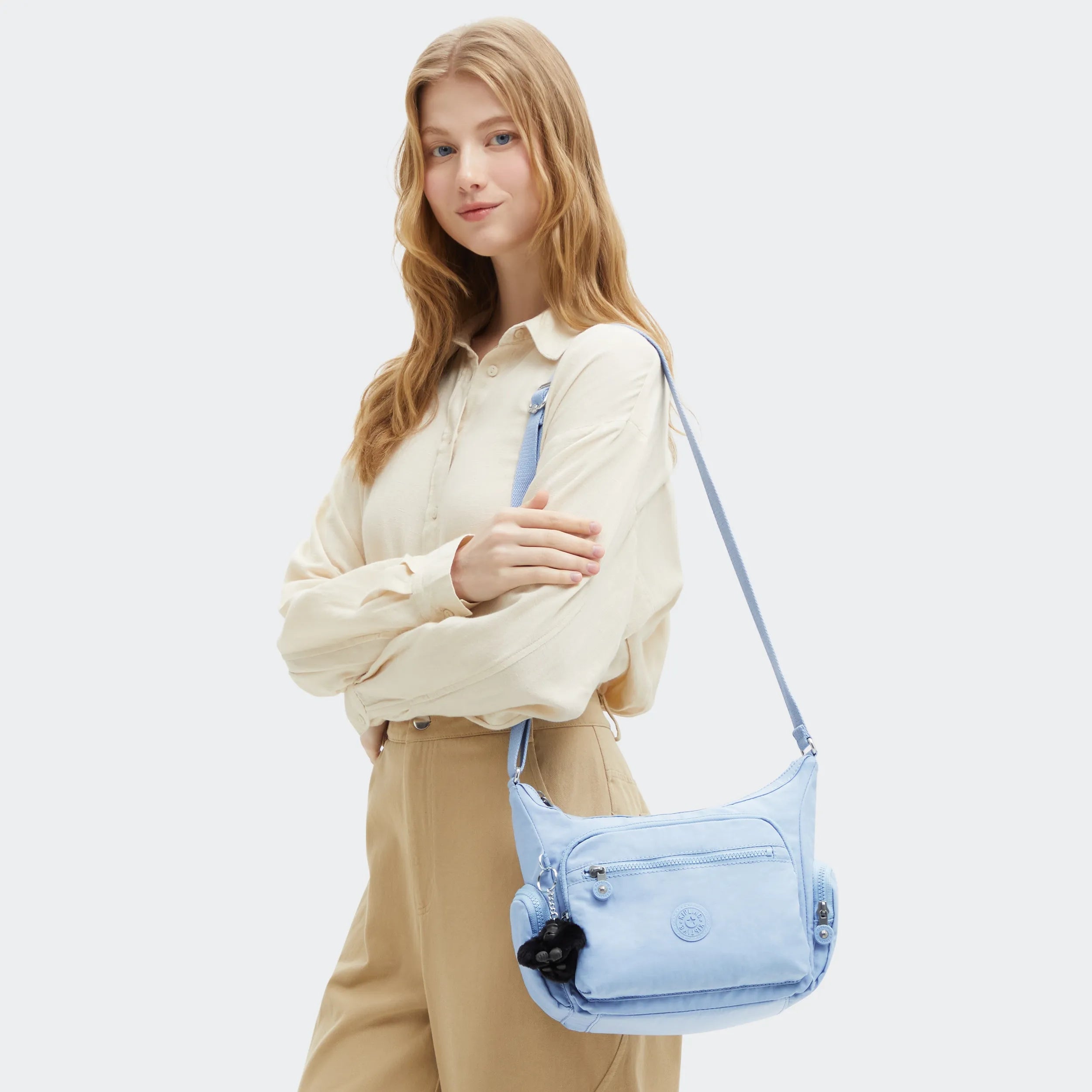 Gabbie Small Crossbody Bag - 图片 2