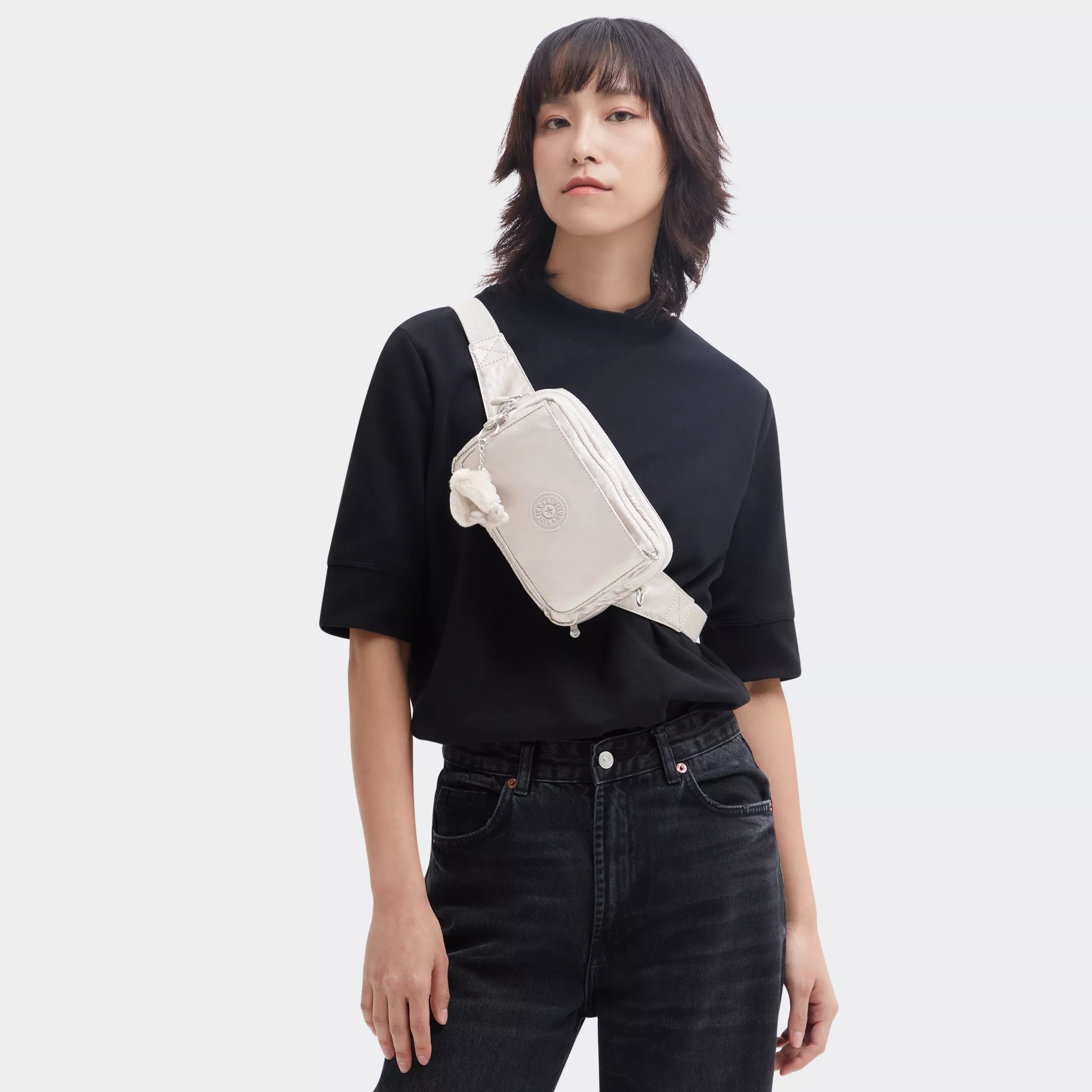 Abanu Multi Metallic Convertible Crossbody Bag - 图片 2