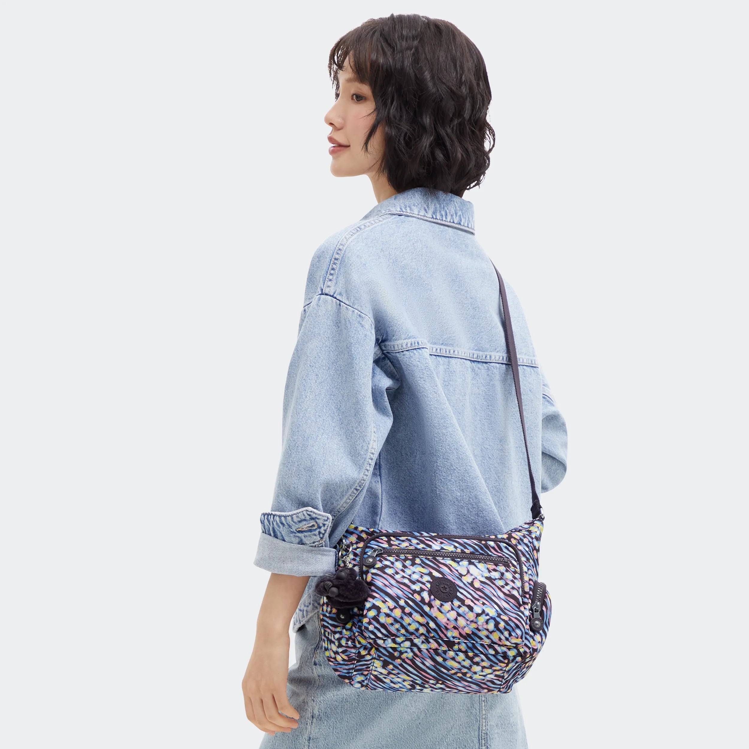 Gabbie Small Printed Crossbody Bag - 图片 7