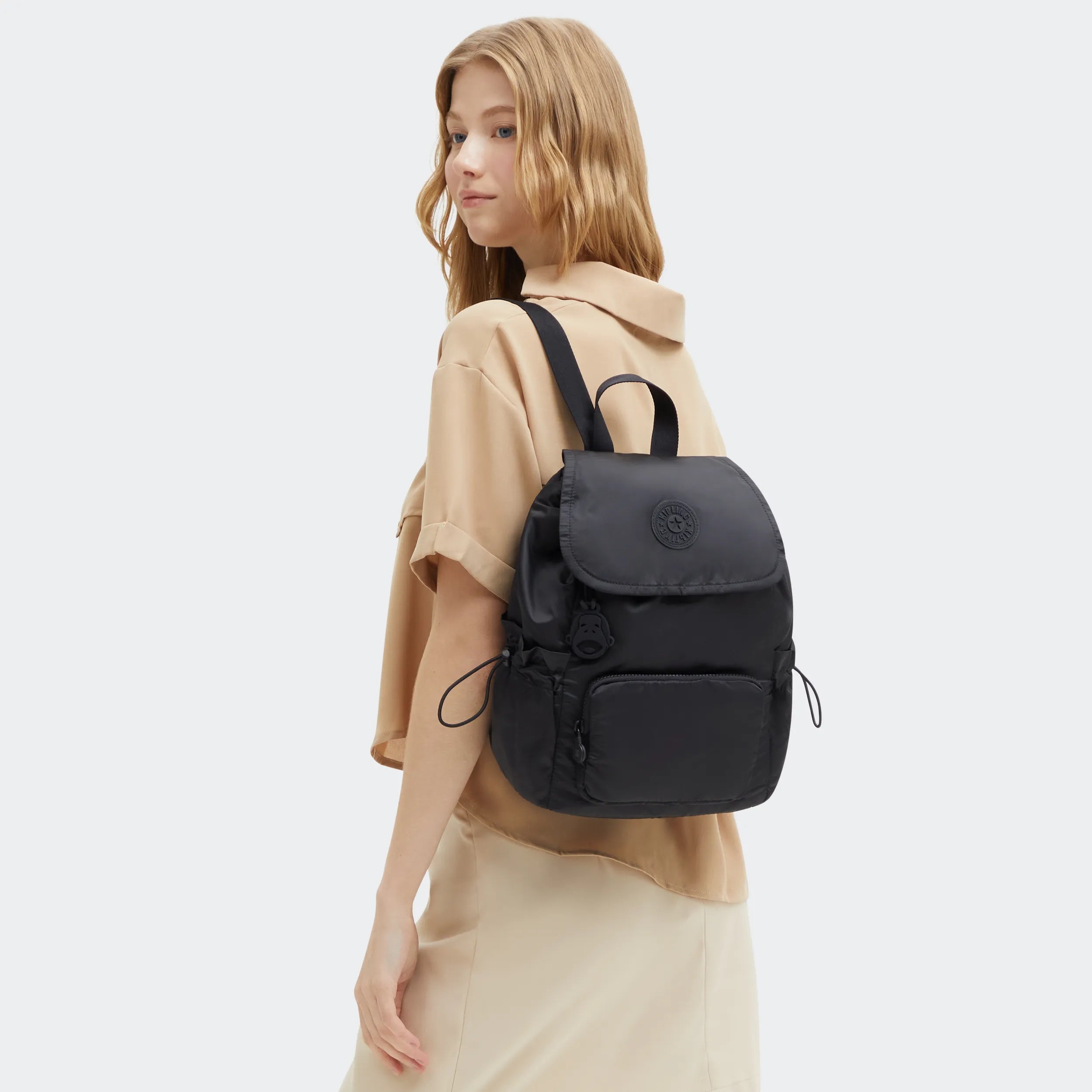 Joetta Smooth Satin Backpack - 图片 2