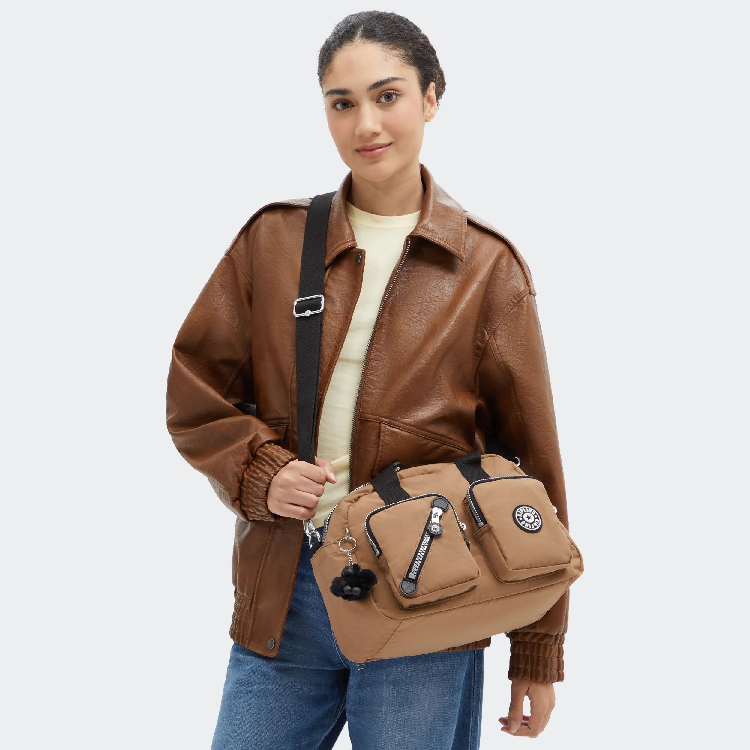 Defea Shoulder Bag - 图片 7