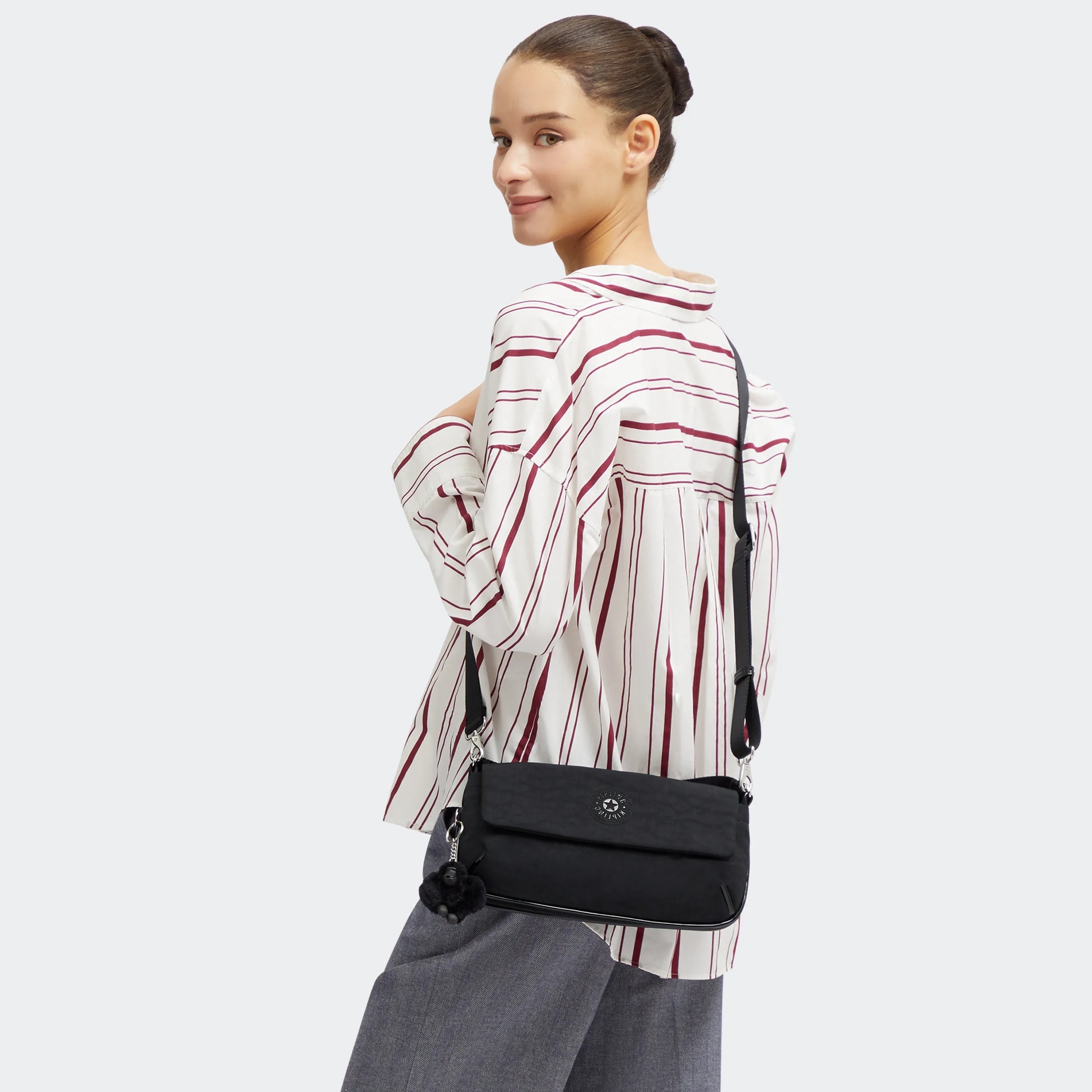 Nikol Shoulder Bag - 图片 7